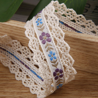 2.5cm Lace Edged Flroal Jacquard Ribbon Gift Packing Polyester Ribbon For Packaging