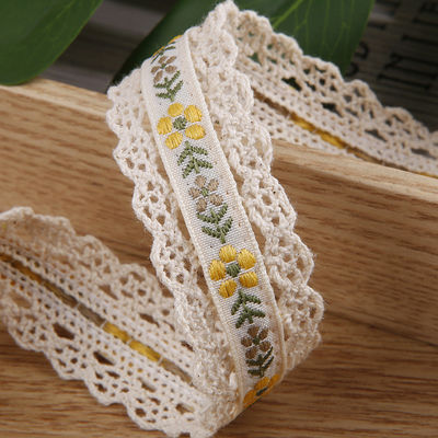 2.5cm Lace Edged Flroal Jacquard Ribbon Gift Packing Polyester Ribbon For Packaging